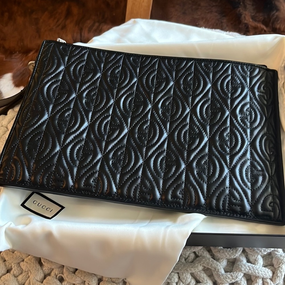Gucci clutch